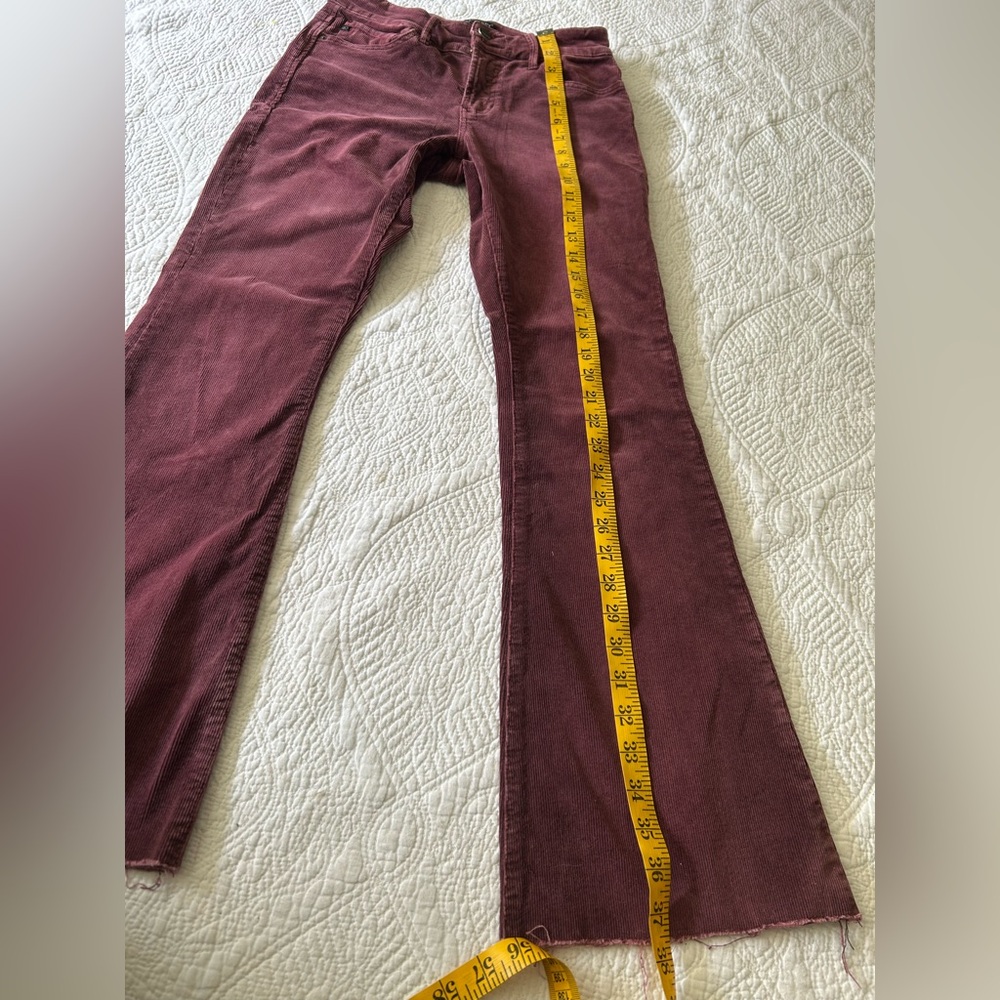DEAR JOHN high rise corduroy 5 pocket pants. Mulberry color, size 26. Flare leg. - Picture 16 of 16